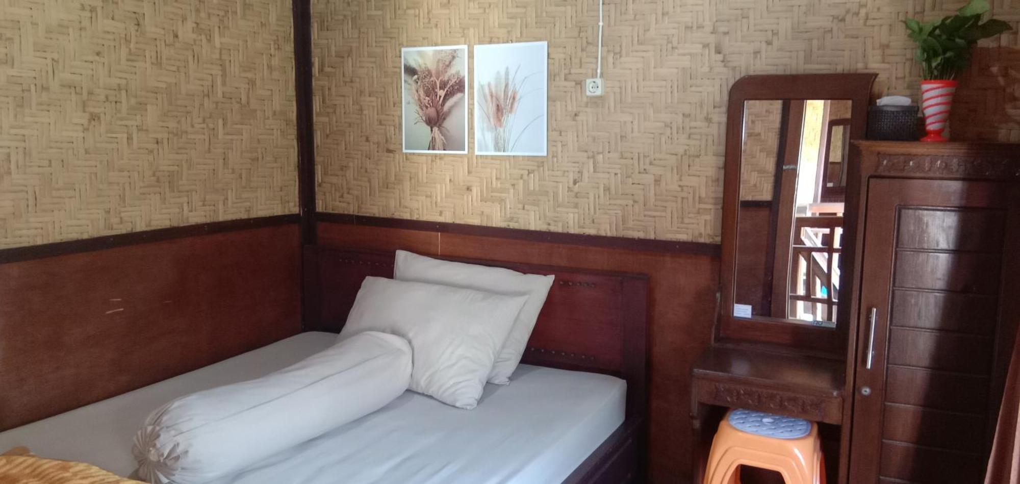 Radiya Guesthouse Sembalunlawang Esterno foto
