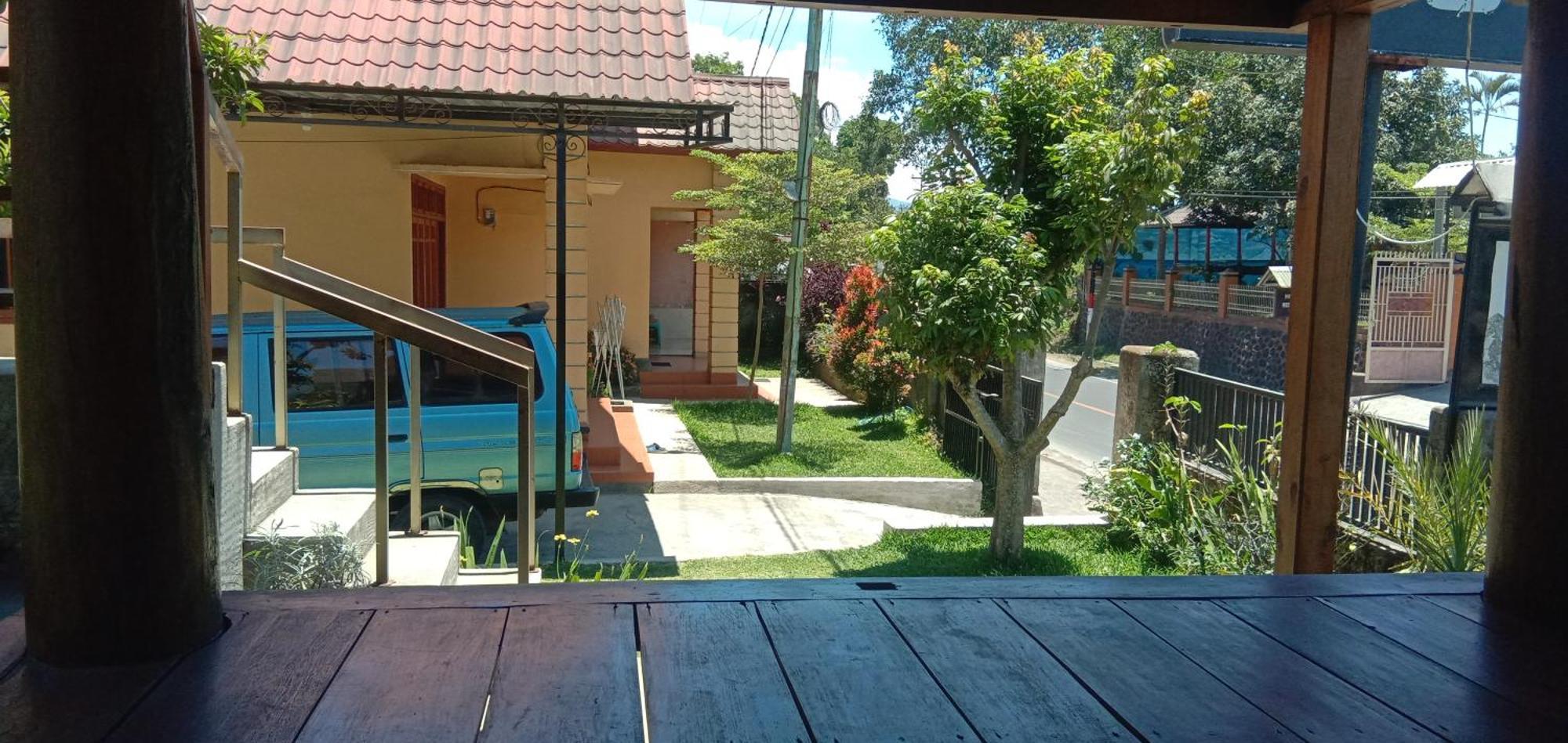 Radiya Guesthouse Sembalunlawang Esterno foto